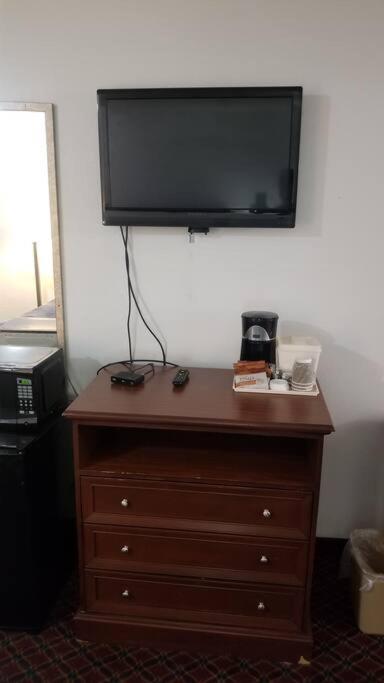 Osu Queen Hotel Room 118 Booking Stillwater Exterior foto